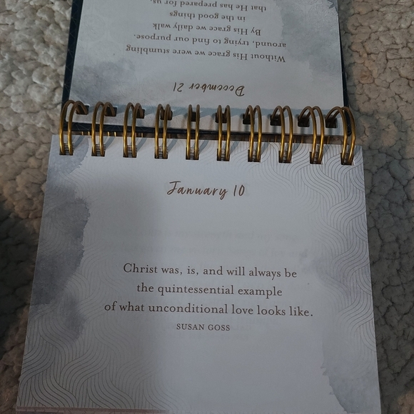 366 Days of Hope & Encouragement - Picture 4 of 6